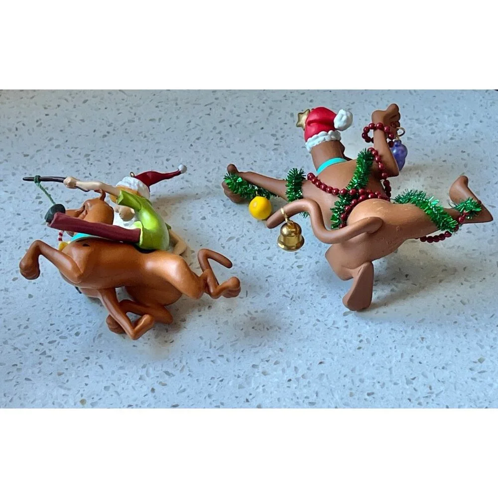 Hallmark 2000 Scooby-Doo & TM Warmer 2002 Shaggy Christmas Ornaments Lot of 2